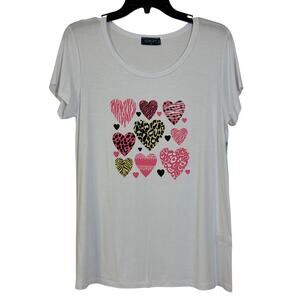 NWT Scarlet M. White C Neck, Short Sleeve T-shirt Animal Print Hearts Pink Black